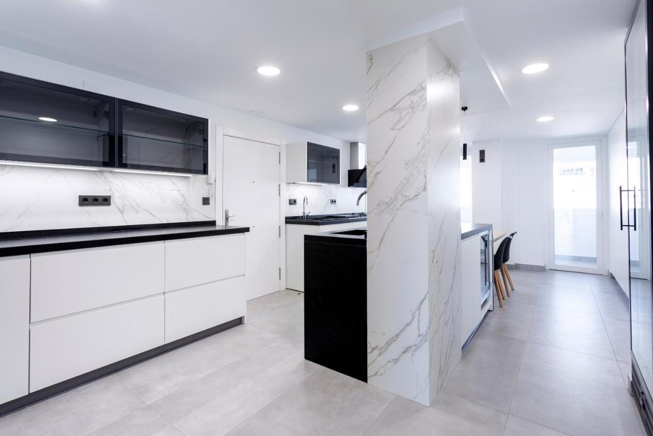 Malagueta Luz By Renthas Apartment Malaga Ngoại thất bức ảnh