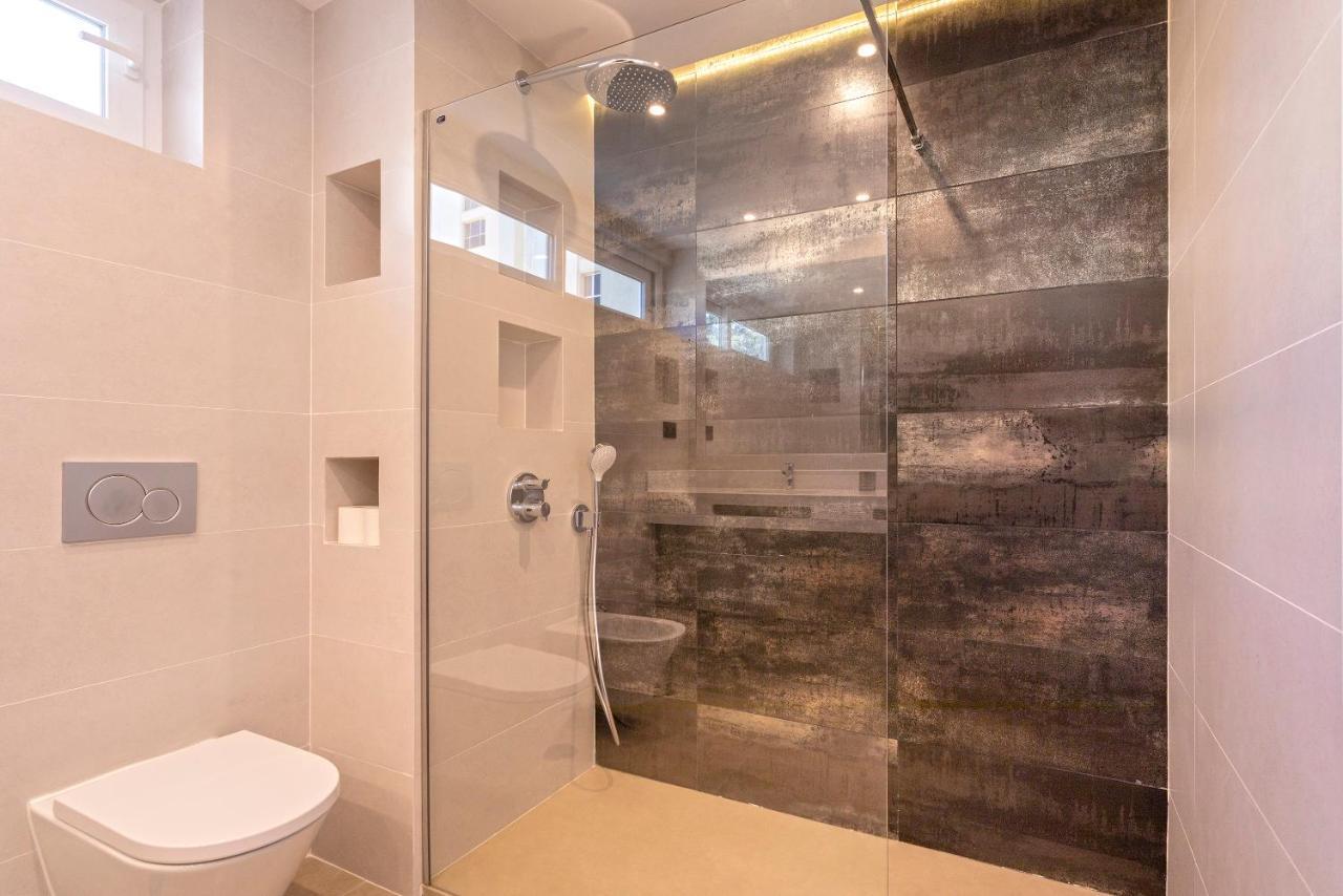 Malagueta Luz By Renthas Apartment Malaga Ngoại thất bức ảnh